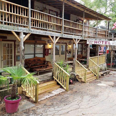 Buffalo Girls Hotel كانتون المظهر الخارجي الصورة