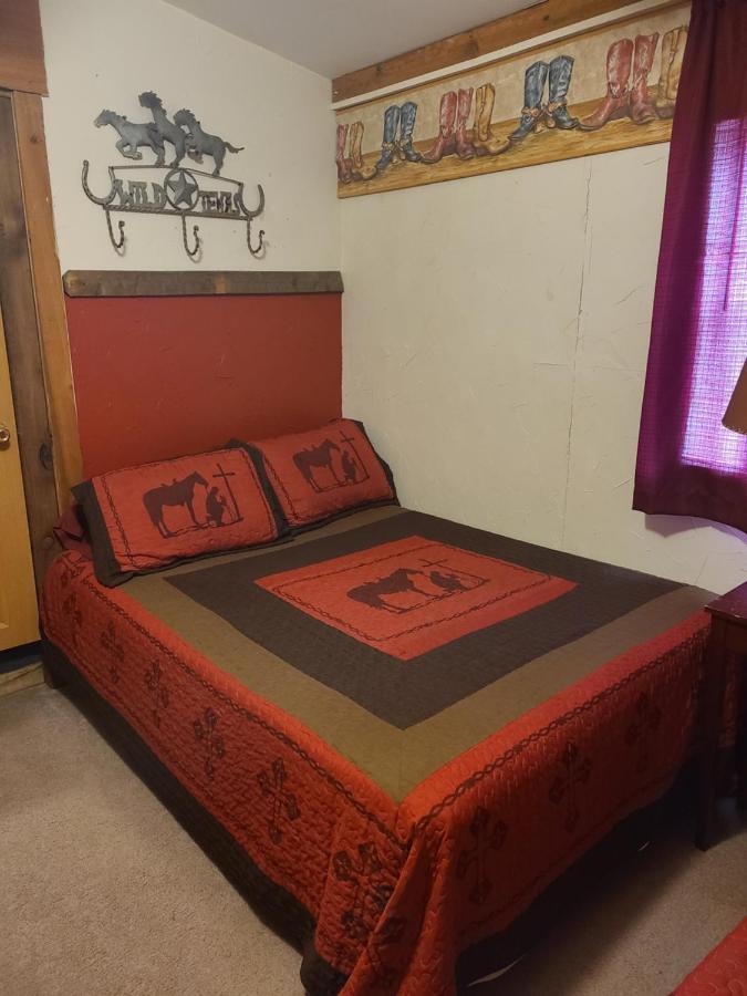 Buffalo Girls Hotel كانتون المظهر الخارجي الصورة