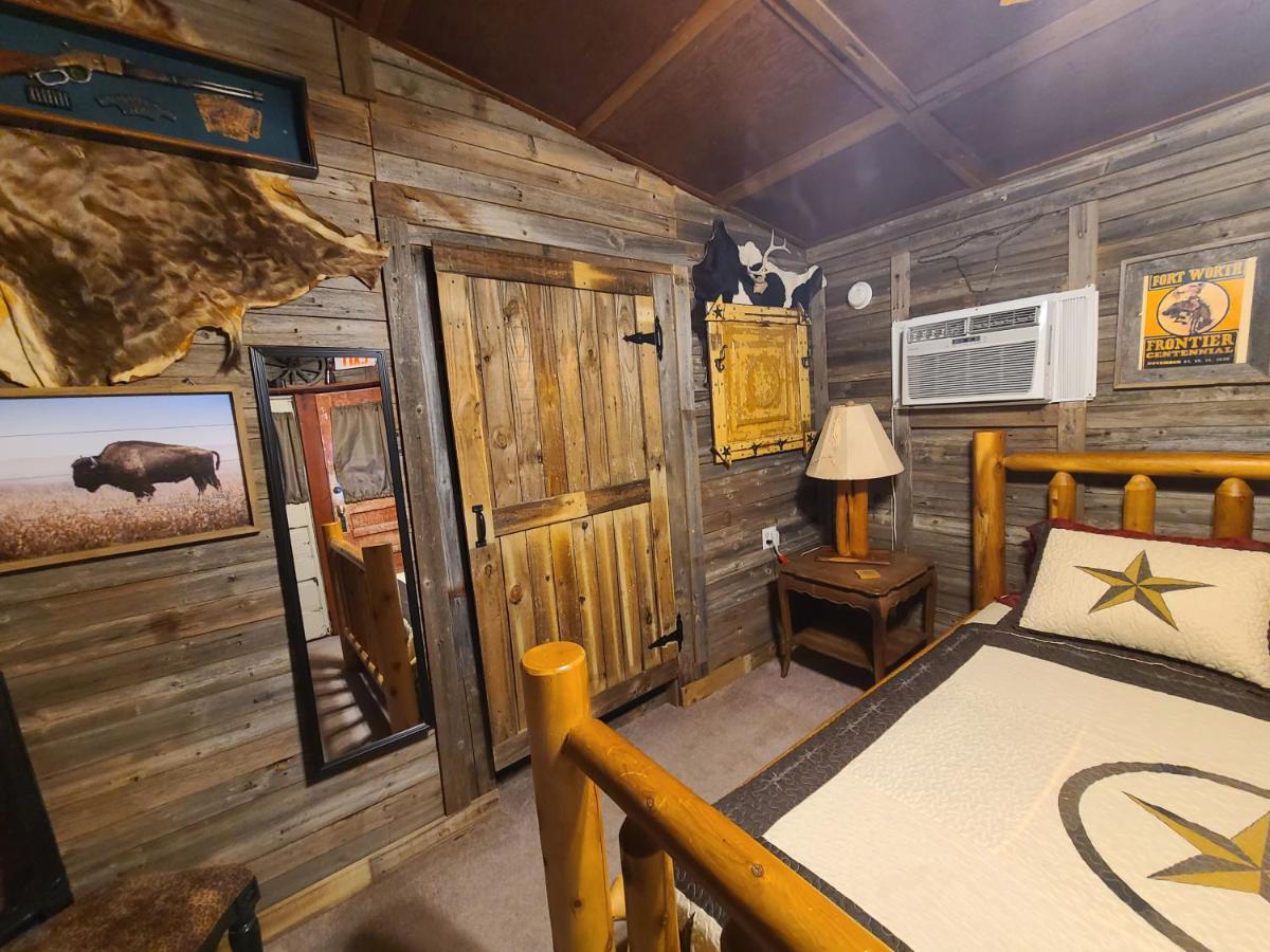 Buffalo Girls Hotel كانتون المظهر الخارجي الصورة