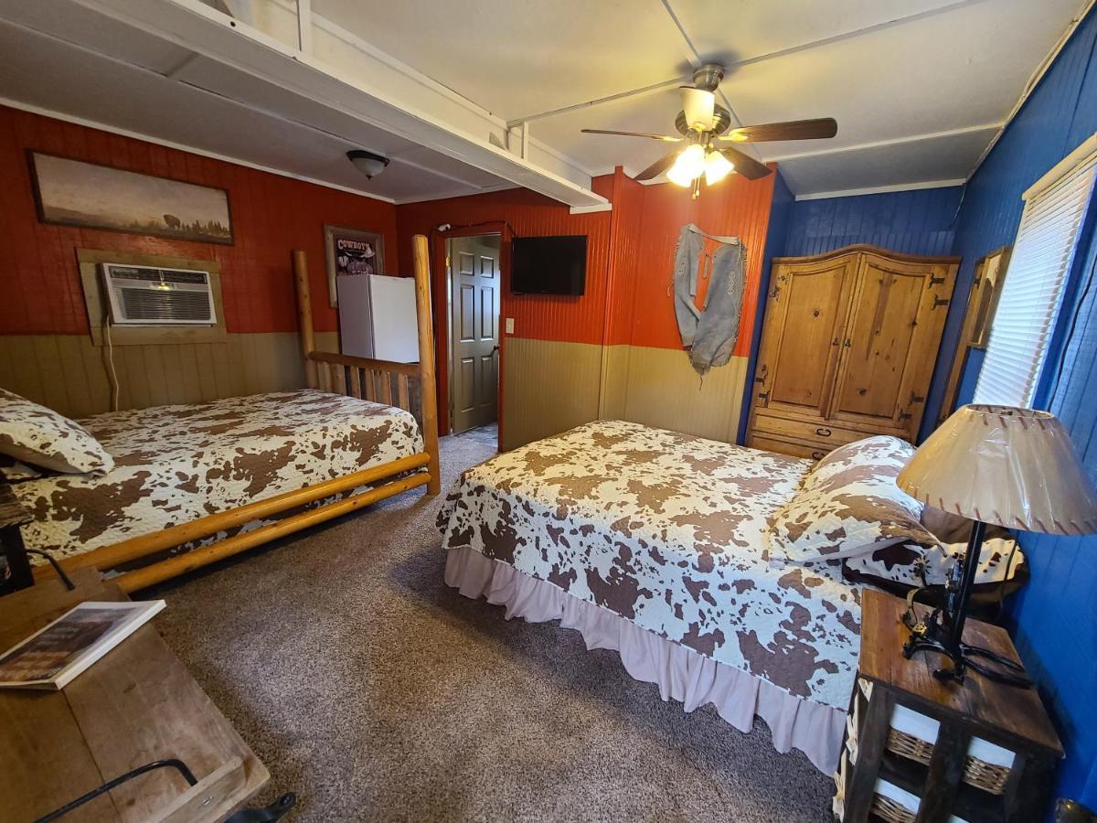Buffalo Girls Hotel كانتون المظهر الخارجي الصورة