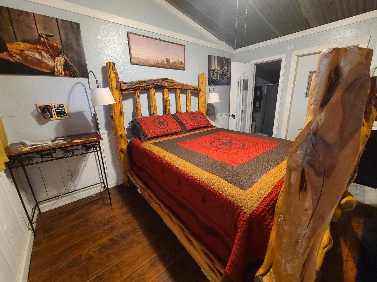 Buffalo Girls Hotel كانتون المظهر الخارجي الصورة