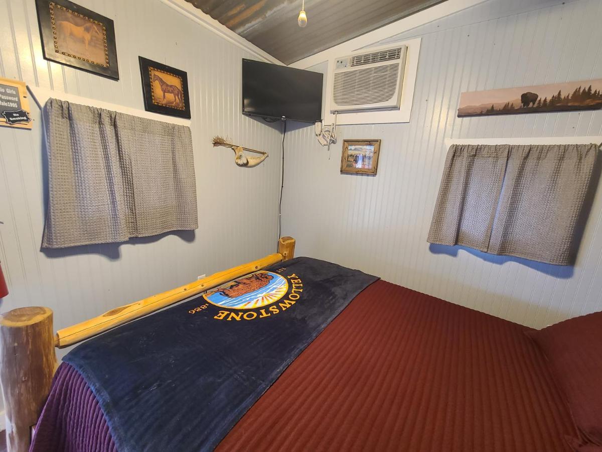 Buffalo Girls Hotel كانتون المظهر الخارجي الصورة