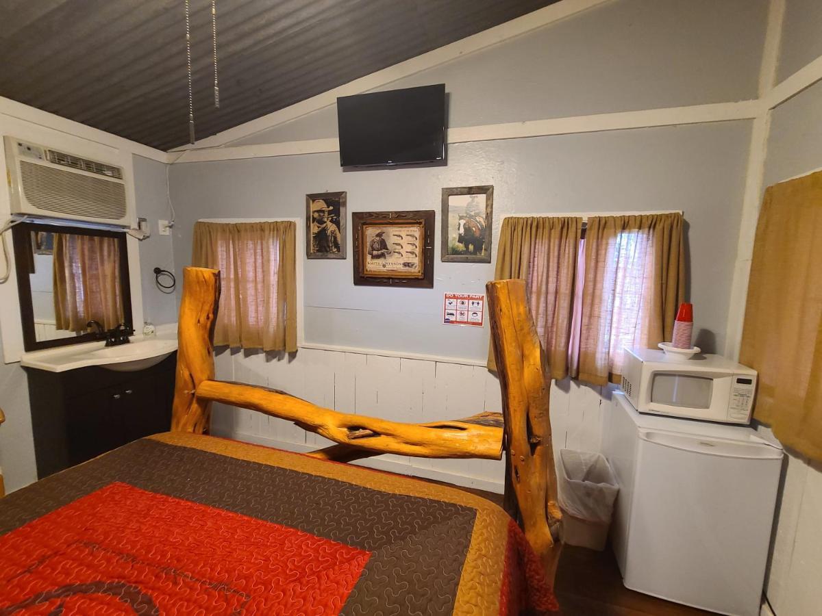 Buffalo Girls Hotel كانتون المظهر الخارجي الصورة