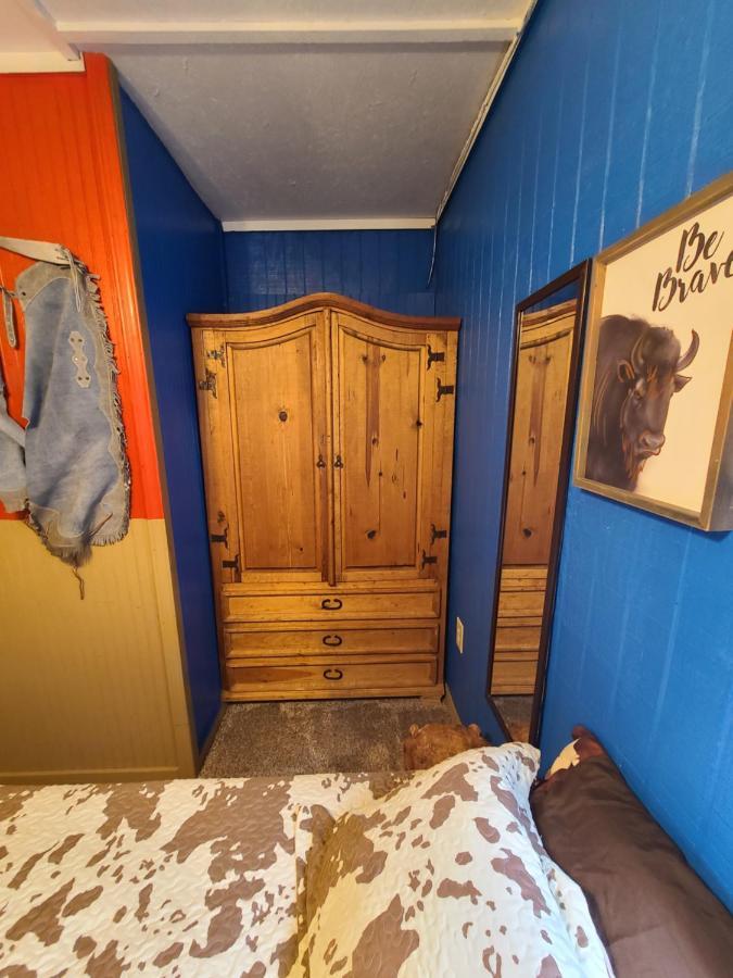 Buffalo Girls Hotel كانتون المظهر الخارجي الصورة
