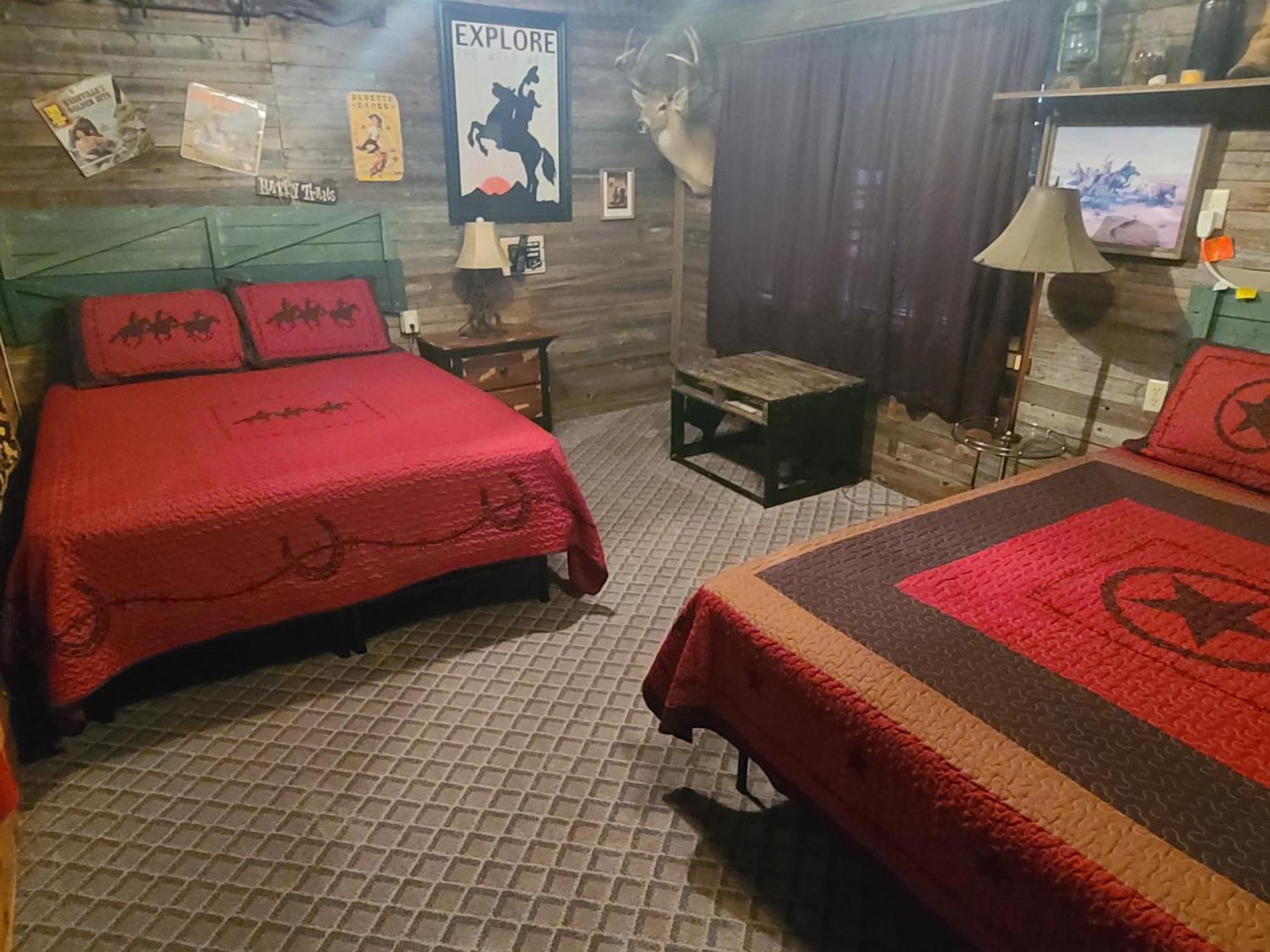 Buffalo Girls Hotel كانتون المظهر الخارجي الصورة