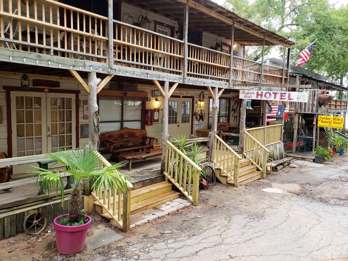 Buffalo Girls Hotel كانتون المظهر الخارجي الصورة